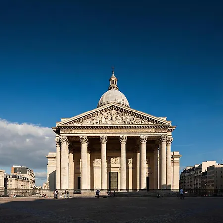 Apartamento Louvre París